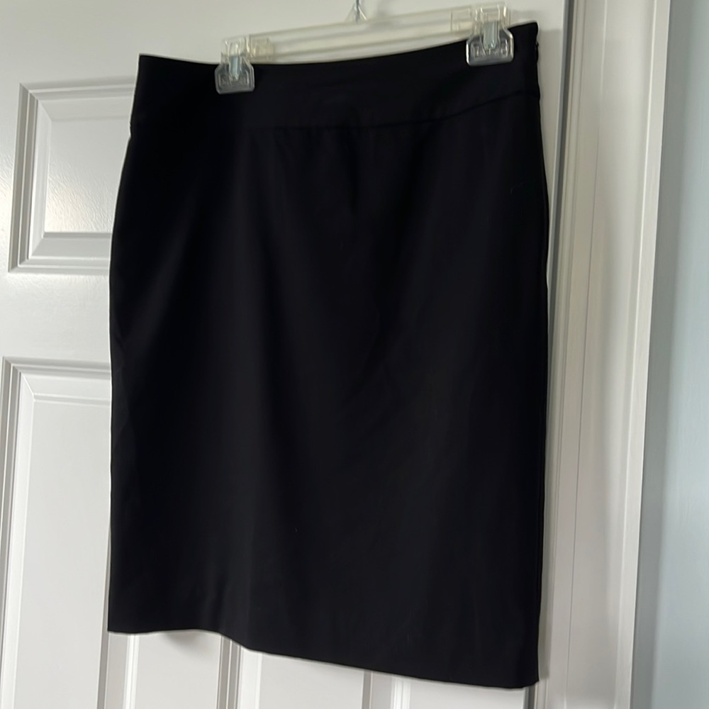 Liz Claiborne black pencil skirt